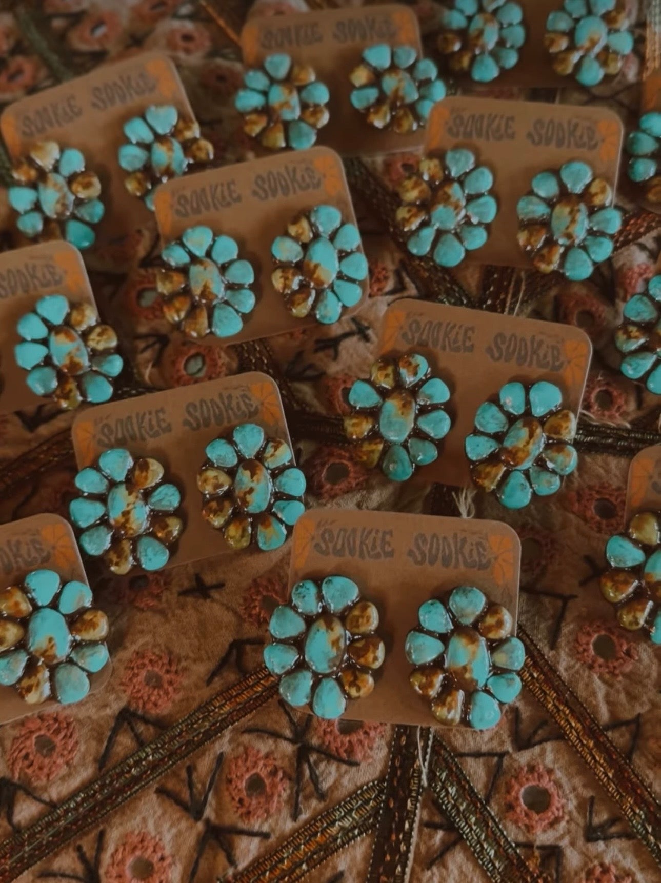Wandering Relic Studs